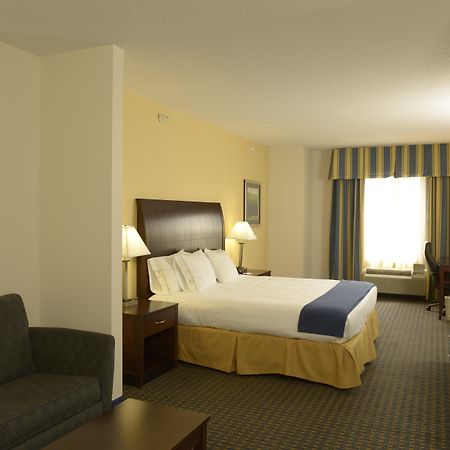 Holiday Inn Express & Suites Wilson-Downtown, An Ihg Hotel Exteriér fotografie