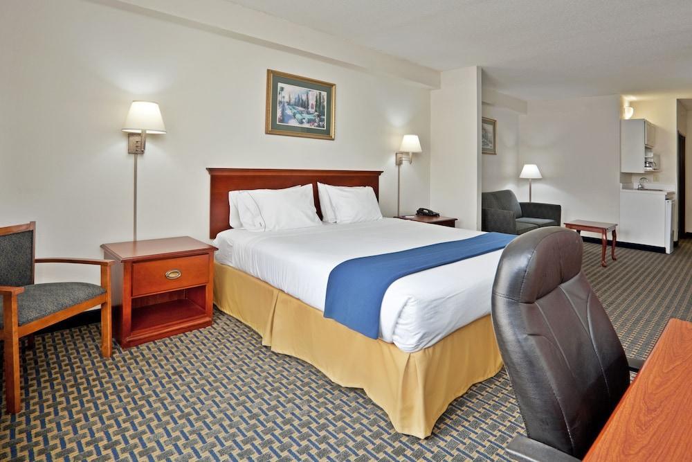 Holiday Inn Express & Suites Wilson-Downtown By Ihg Exteriér fotografie