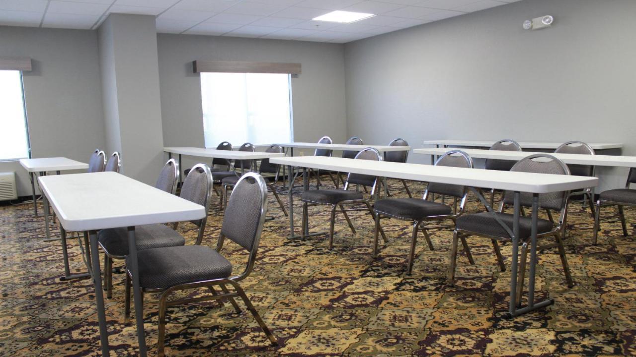 Holiday Inn Express & Suites Wilson-Downtown By Ihg Exteriér fotografie
